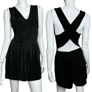 twik Par Simons Sleeveless Open Back V-Neck Black Romper